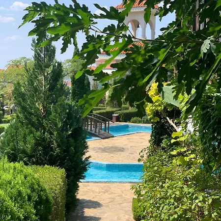 アパート Kambani 1