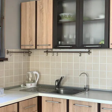 アパート Kambani 1